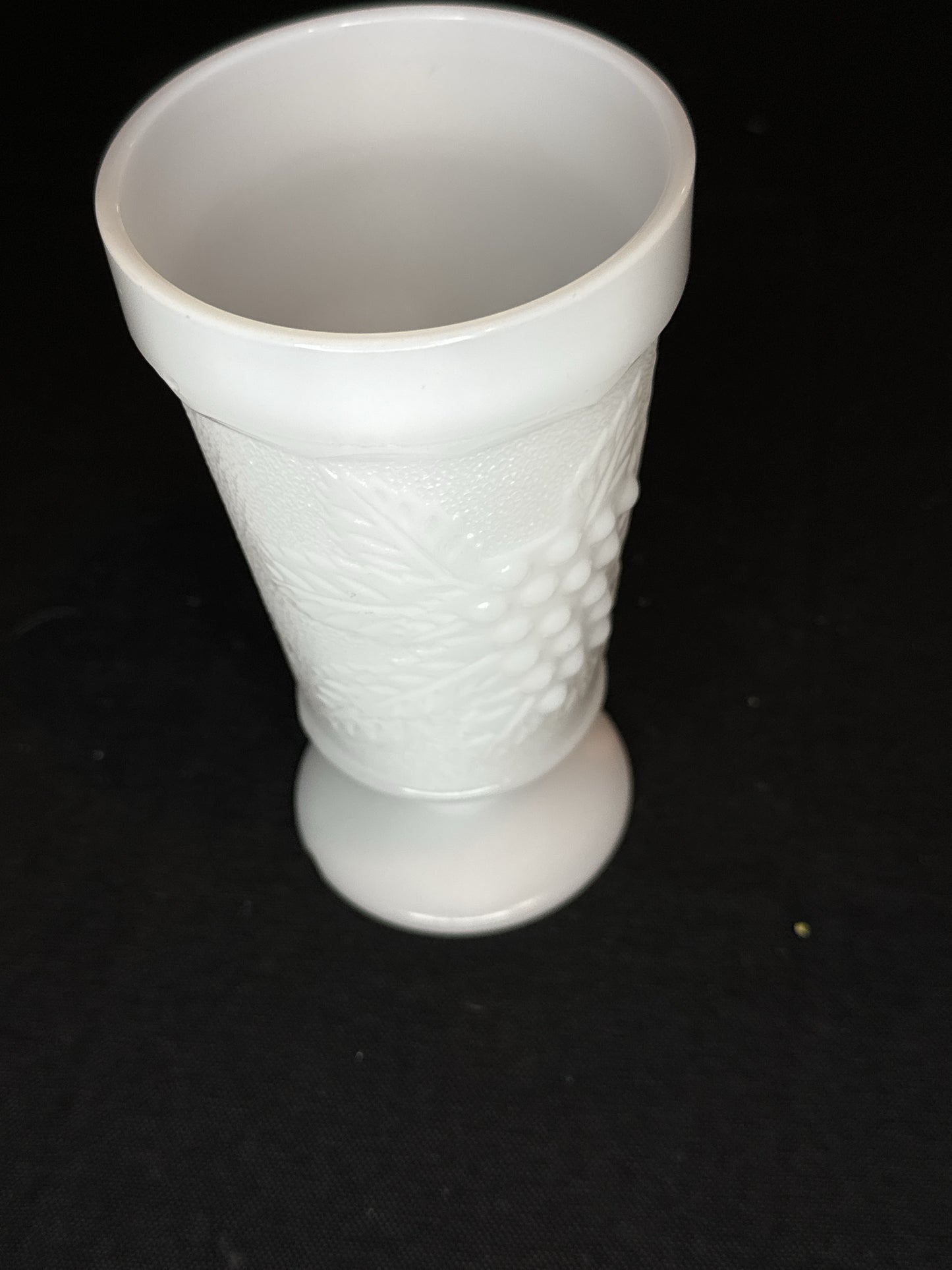 Vintage White Milk Glass Footed Anchor Hocking Tumbler Grape Vine