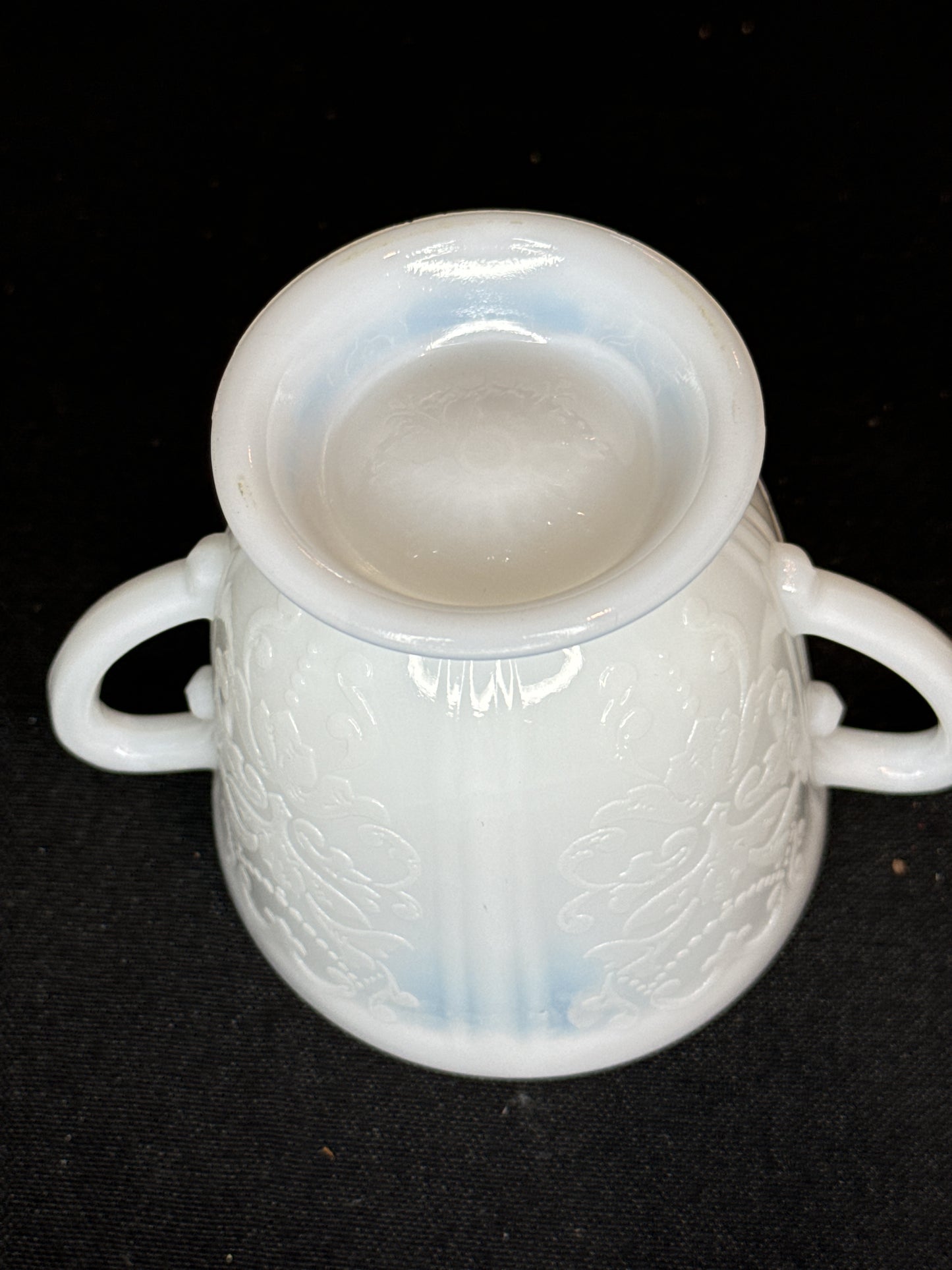 White American Sweetheart Depression Glass Sugar Bowl