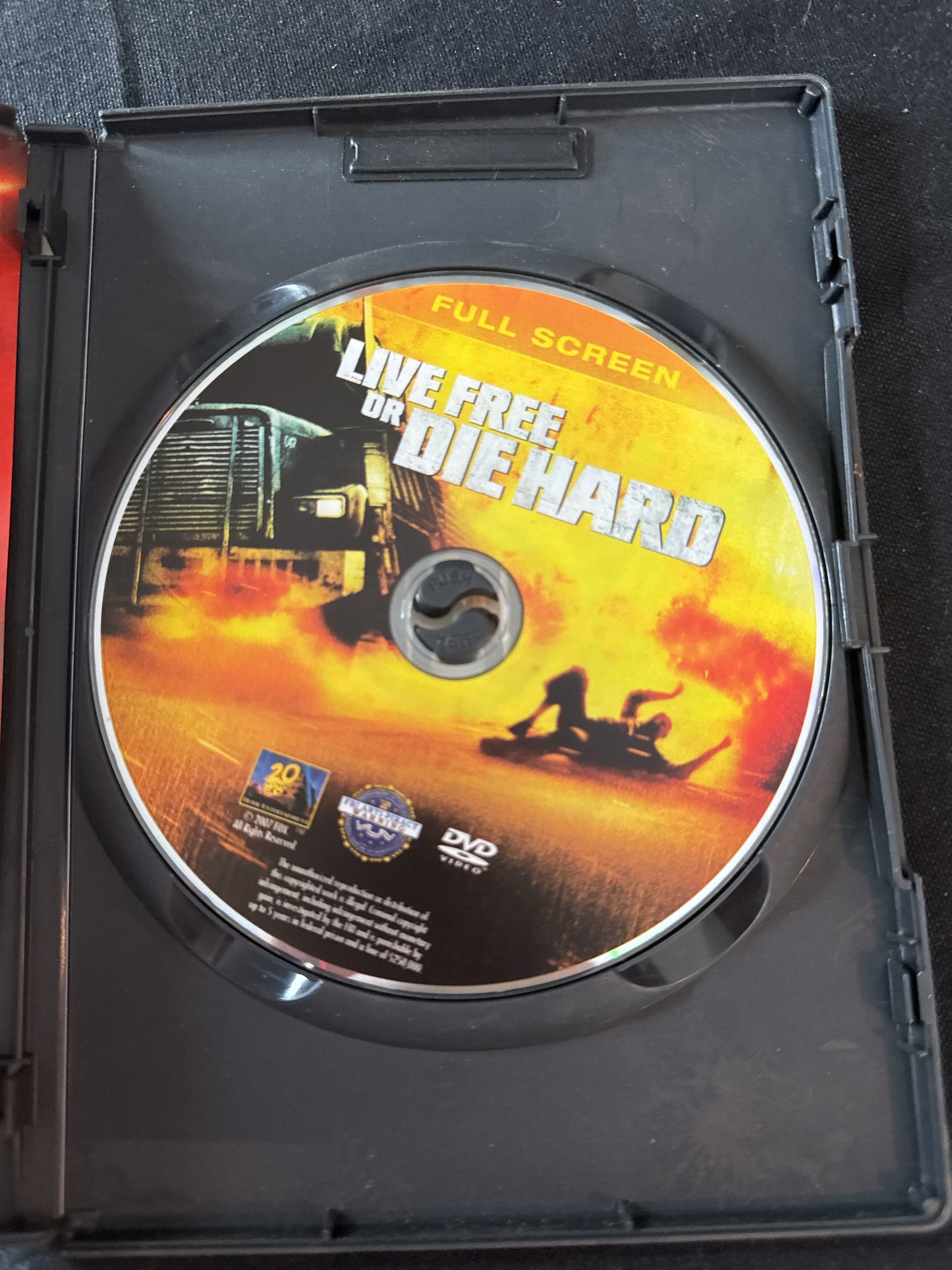 Live Free or Die Hard DVD