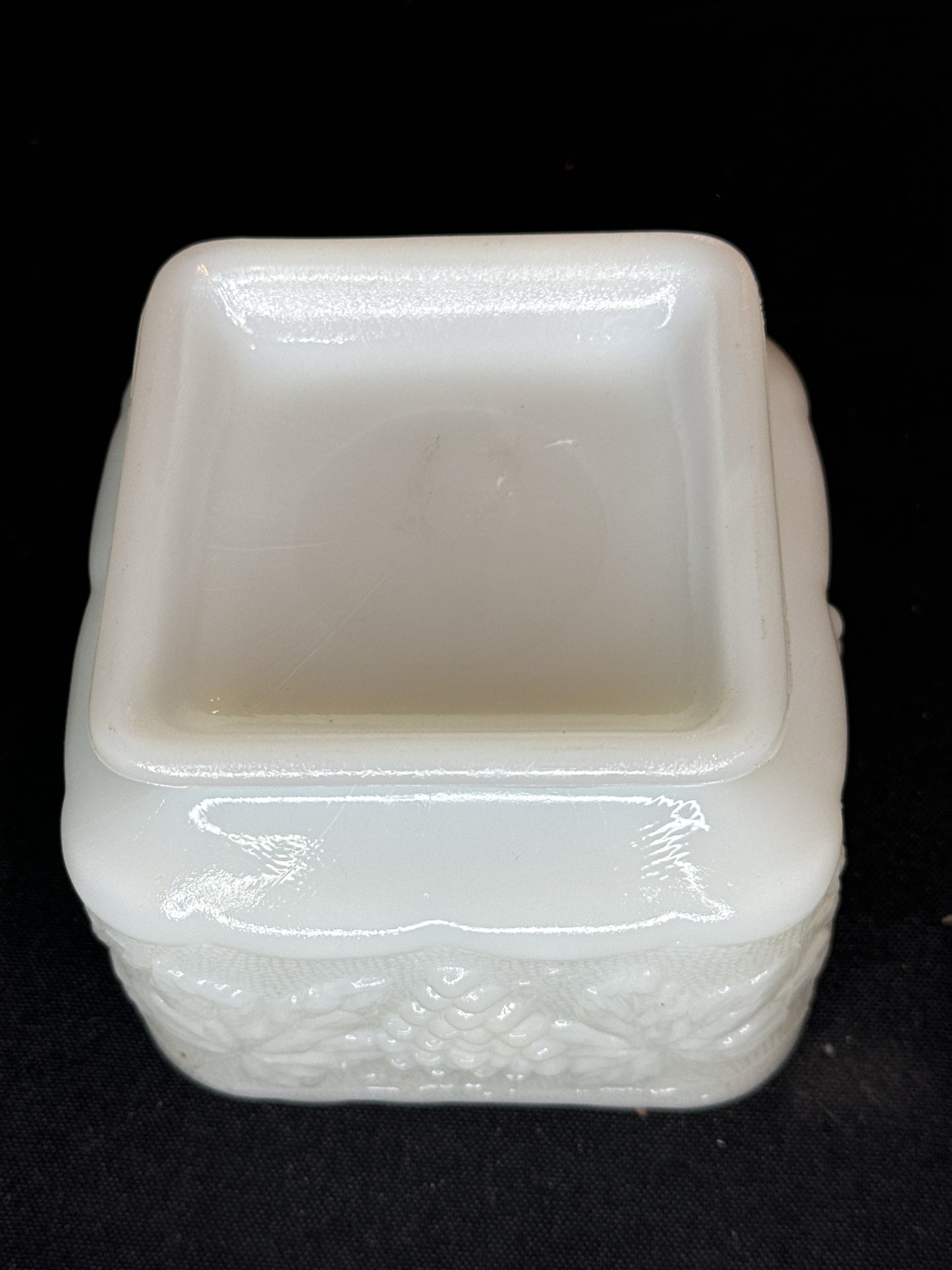 Anchor Hocking Milk Glass Grapes and Leaves 4.25" Square Candy Dish or Planter