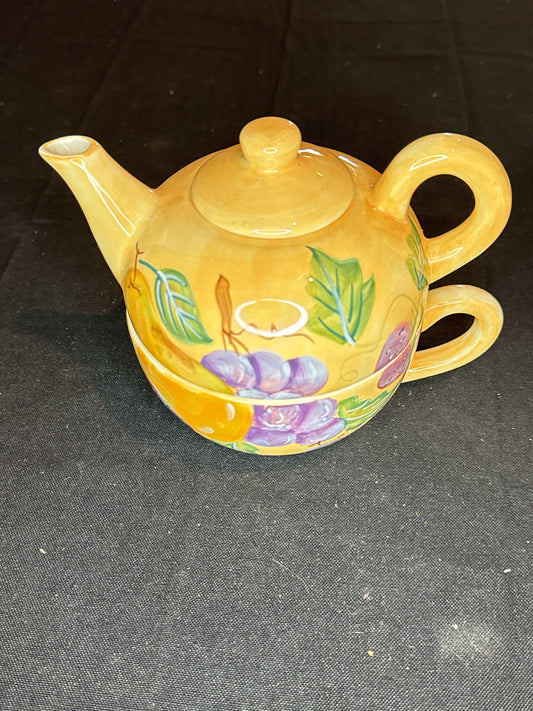 Zrike Teapot For One with Cup Hand Painted Fruits Design Stackable Soft Yellow with Lid