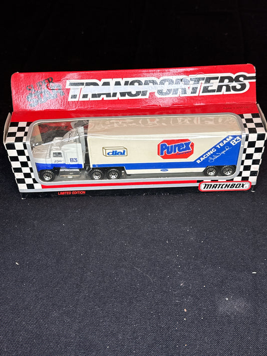 1993 Matchbox Superstars Lake Speed #83 Pure Racing 1/87 scale Transporter NIB