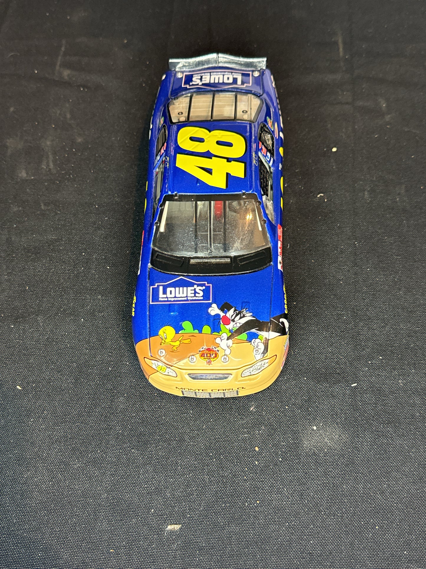 Jimmie Johnson #48 Lowe's Looney Toons Rematch 1/24 Diecast 2002 NIB