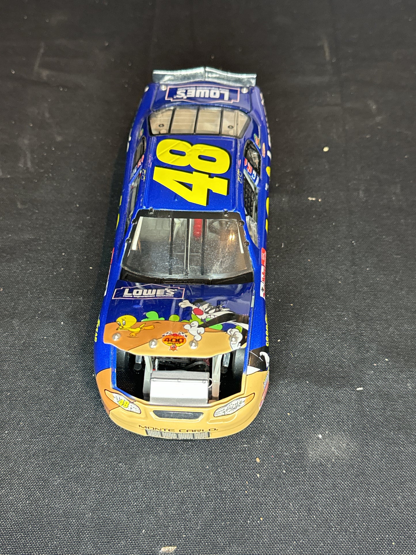 Jimmie Johnson #48 Lowe's Looney Toons Rematch 1/24 Diecast 2002 NIB