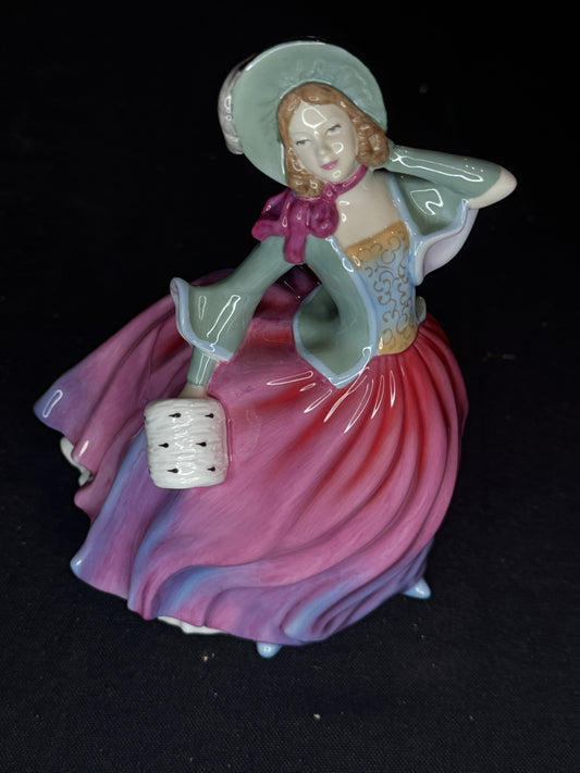 Vintage Royal Doulton Pretty Ladies Figurine Autumn Breeze #4716 2004