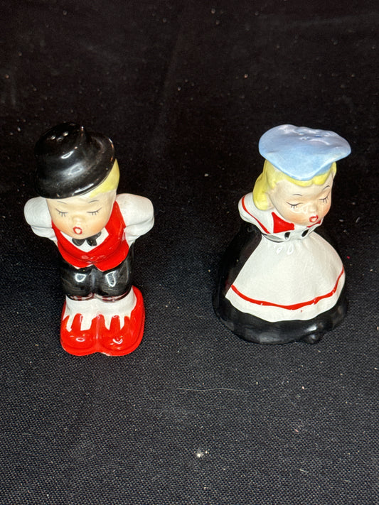 1950's Napco Kissing Swedish Sweethearts Salt & Pepper Shakers