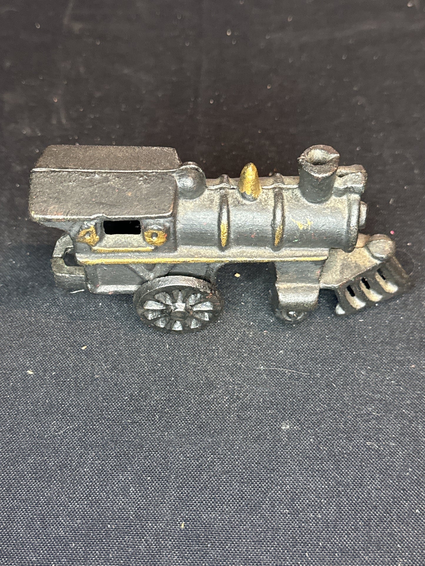 Cast Iron Locomotive Train #40 5.25" Long