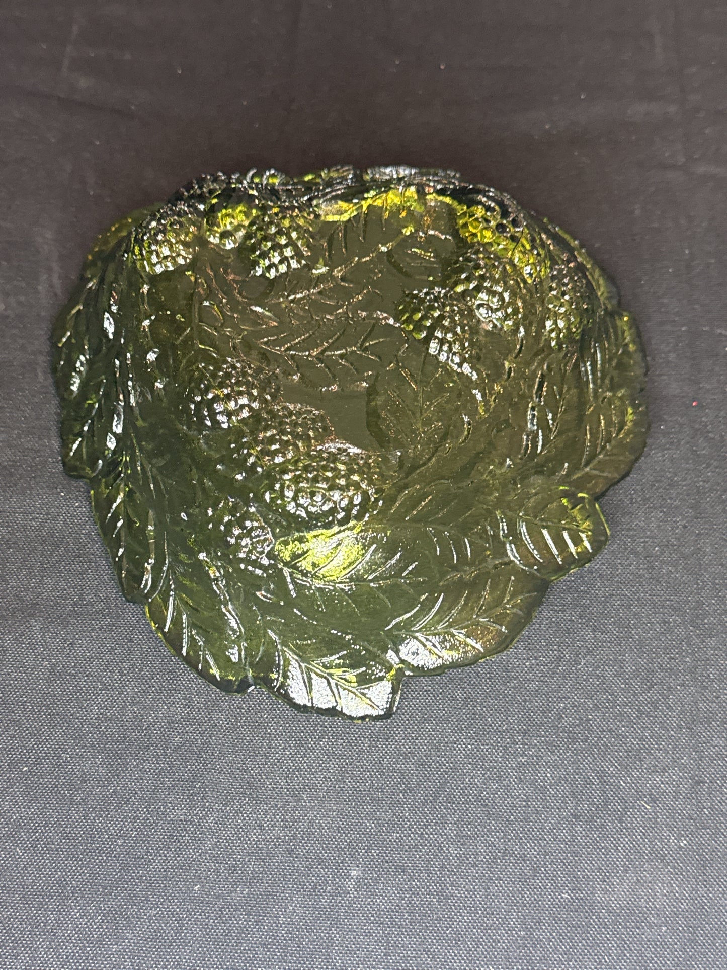 Vintage Green Indiana Glass Loganberry Raised Berries & Leaves Candy Bowl Dish 7.25"