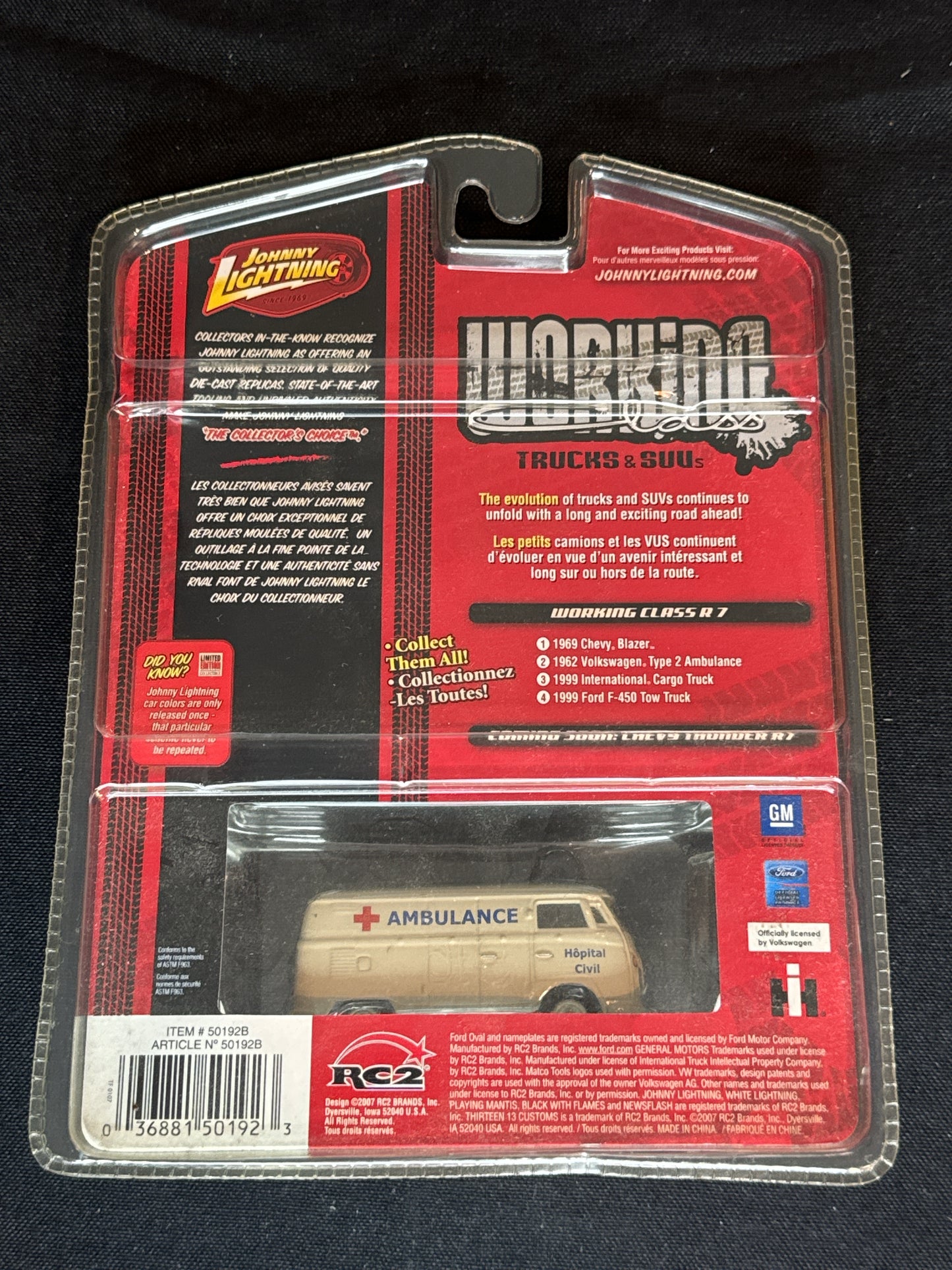 Johnny Lightning 1962 Volkswagon VW Type 2 Ambulance 1:64 Limited Edition R7