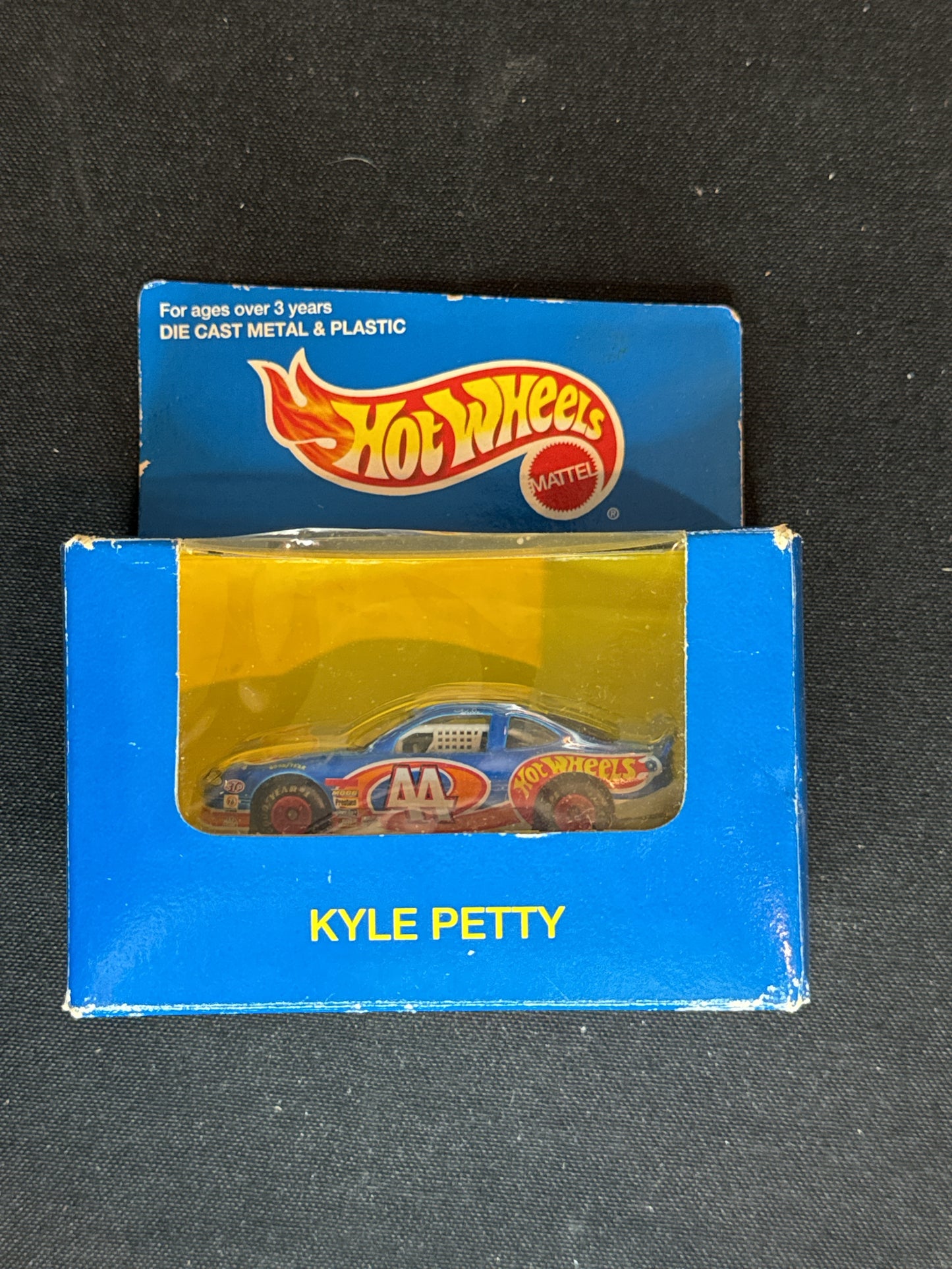 Hot Wheels Kyle Petty #44 NASCAR 1:64 Scale Diecast