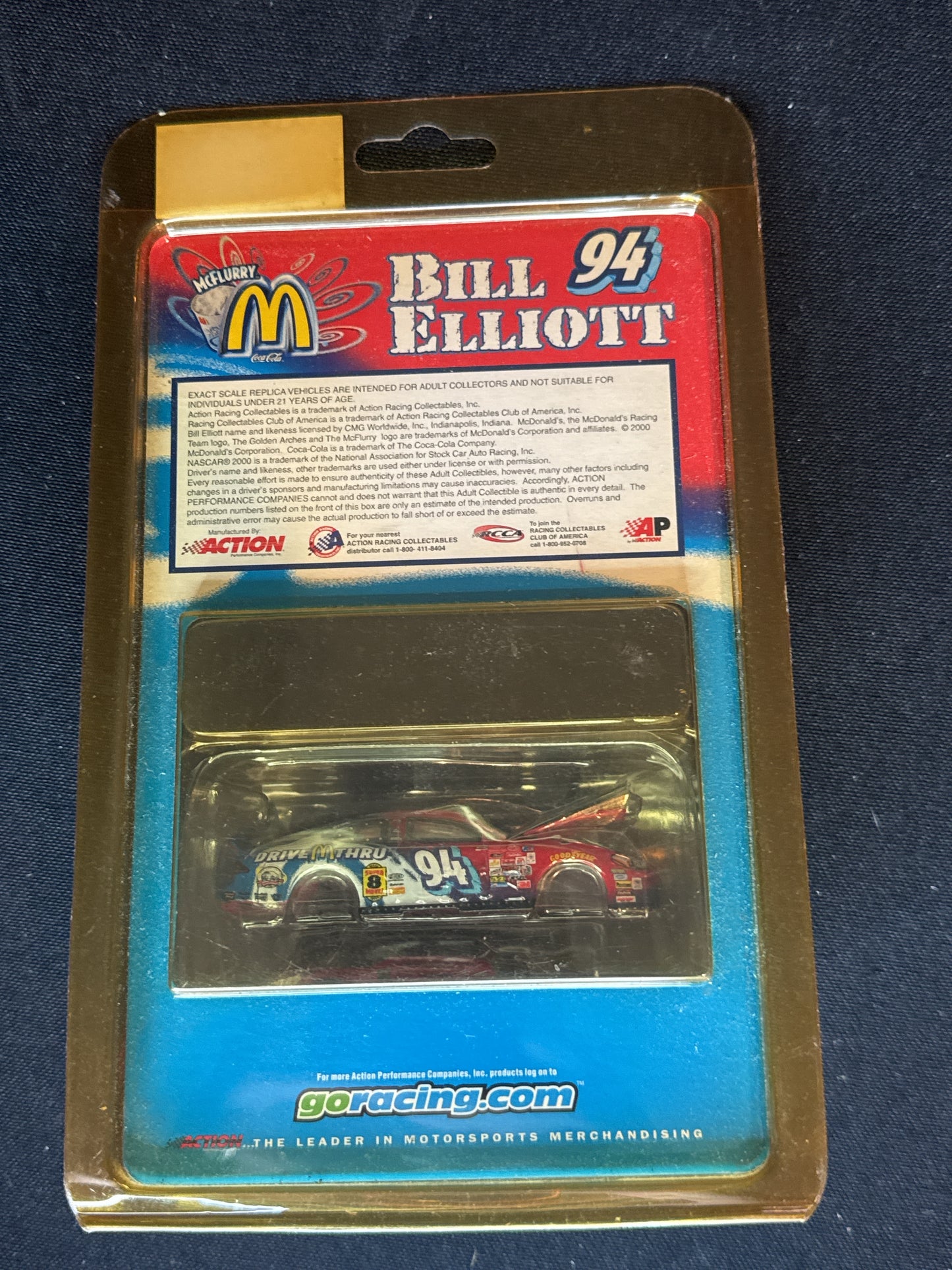 NASCAR Bill Elliott #94 McDonald's McFlurry 2000 Taurus Stock Car 1:64 Diecast Removable Frame