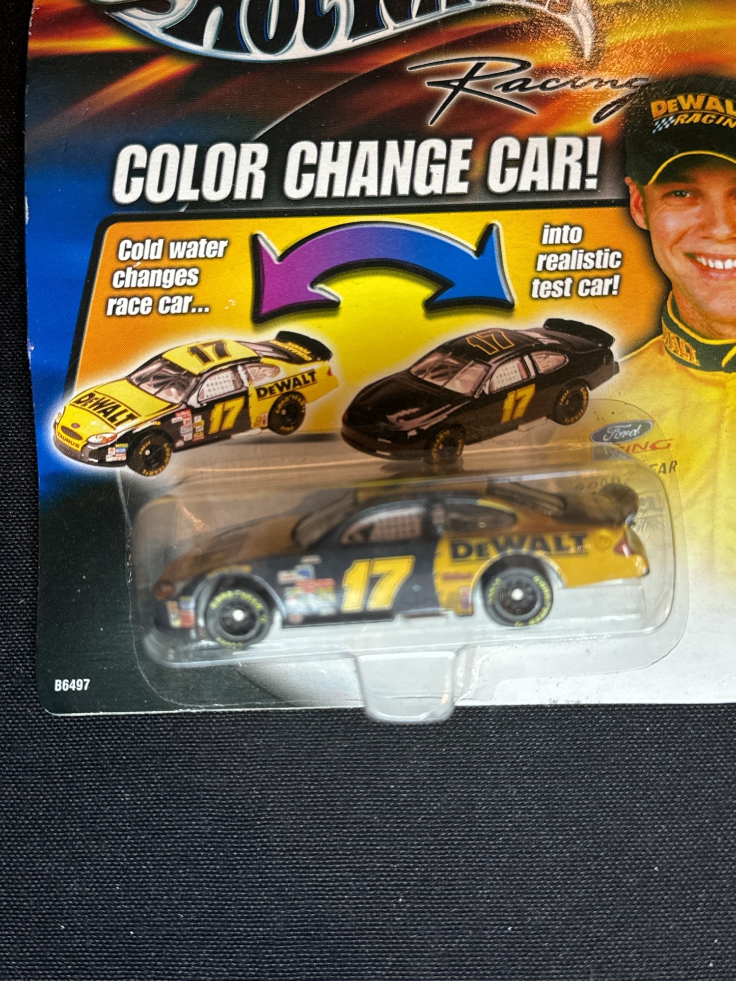 Hot Wheels Racing Color Changers Matt Kenseth #17 DeWalt NIB