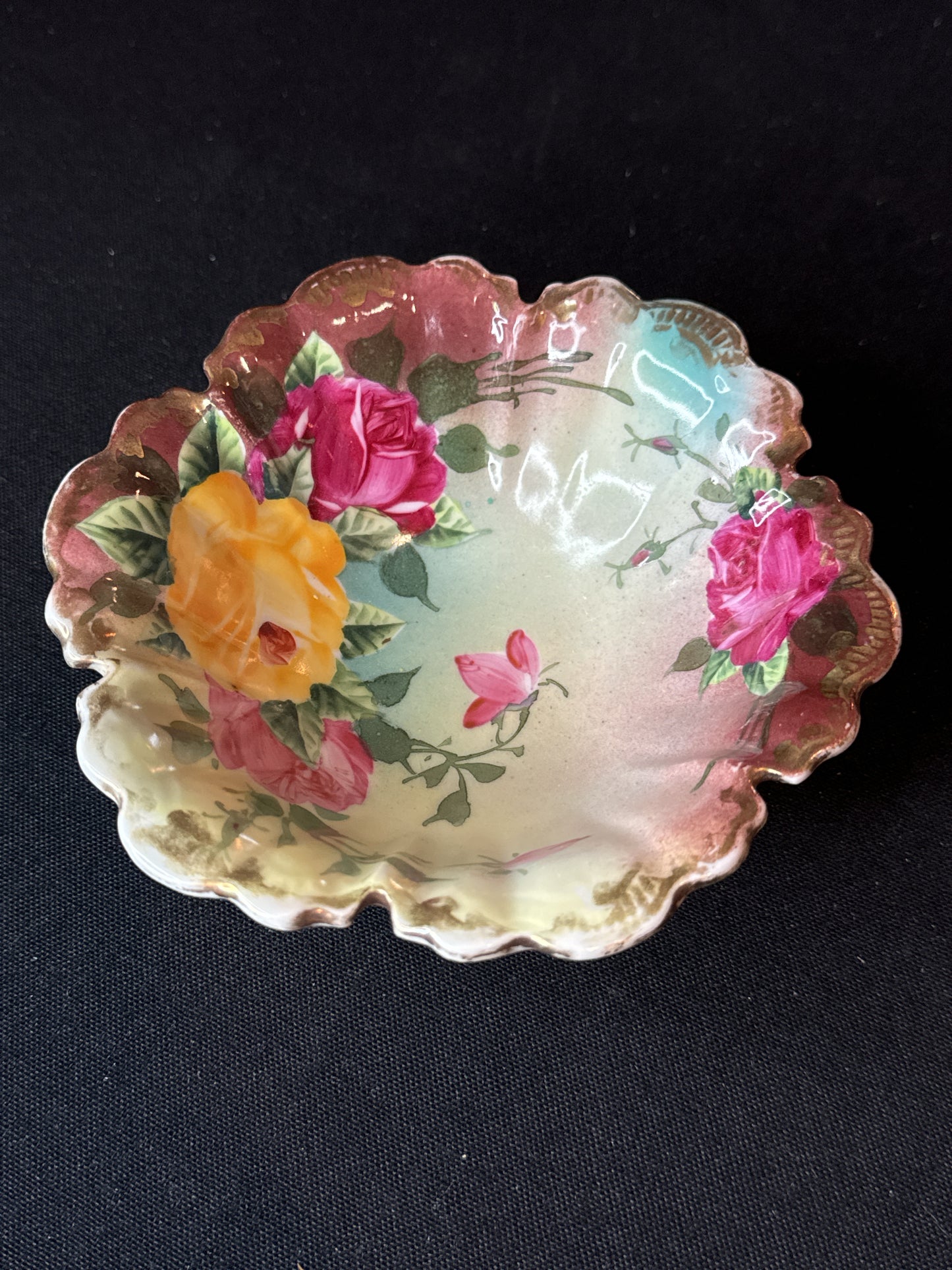 Wheelock China Fruit Dish 5.5" Wide 2" Tall