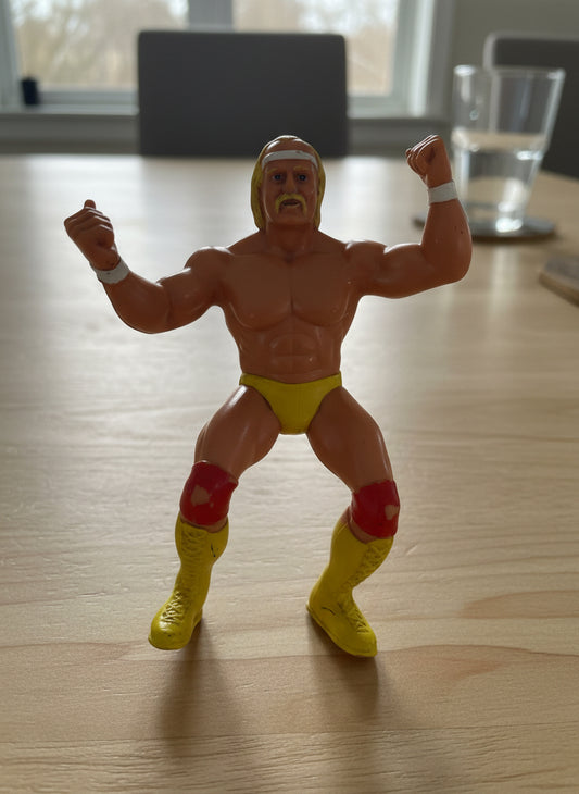 Vintage Hulk Hogan WWF/WWE Rubber LJN Wrestling Figure 1984 Original 8" Tall A