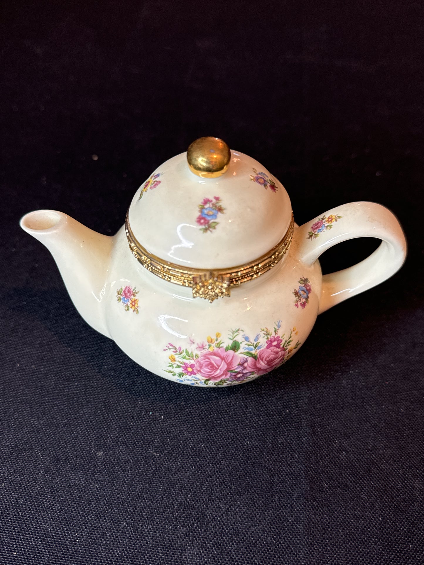 Formalities By Baum Bros Teapot Hinged Porcelain Trinket Box Pink Roses 5" X 4"