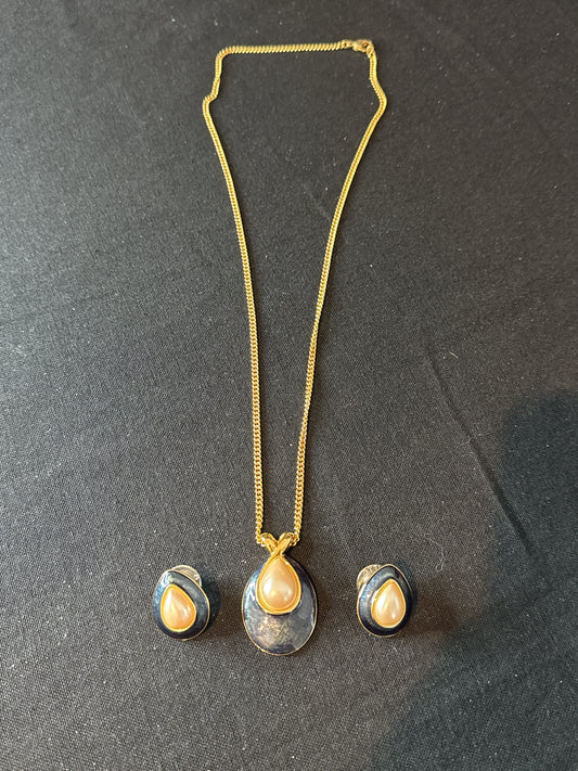 Monet Statement Necklace and Earrings Blue Green Color Gold Tone Chain Costume Jewelry