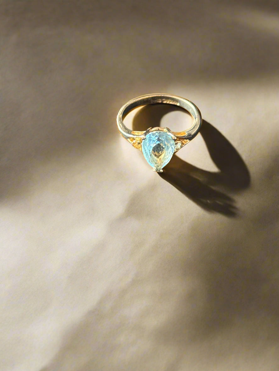 Blue Topaz or Aquamarine Ring 14KT GE Espo