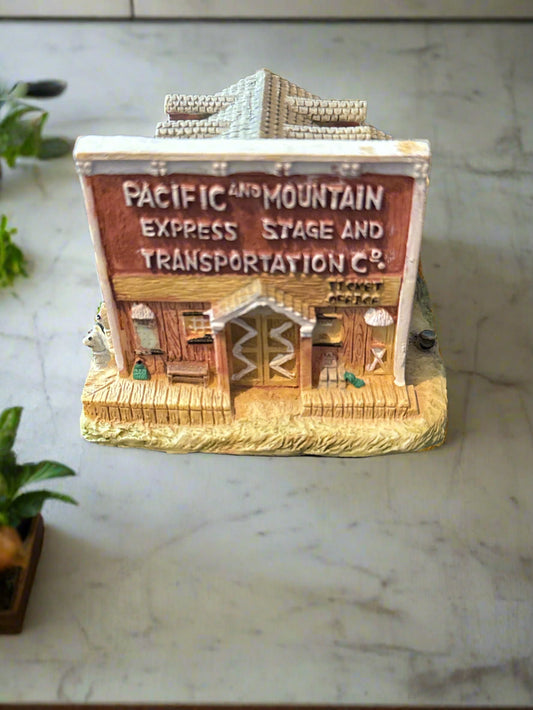 Liberty Falls P&M Stagecoach Station AH95 New in Box