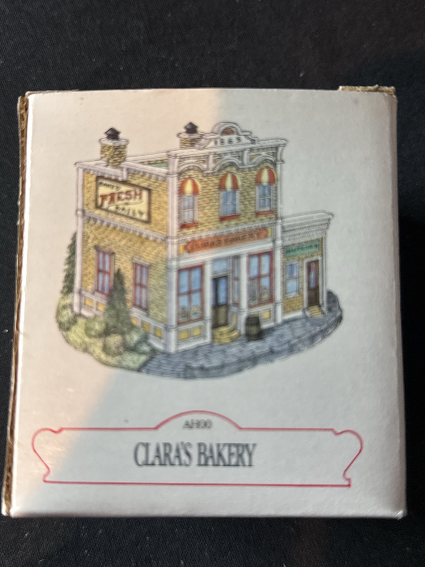 Liberty Falls Clara's Bakery AH00 New in Box