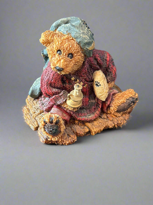 Boyds Bears & Friends Figurine 1993 Neville The Bedtime Bear #2002 Bearstone w/ Box Numbered