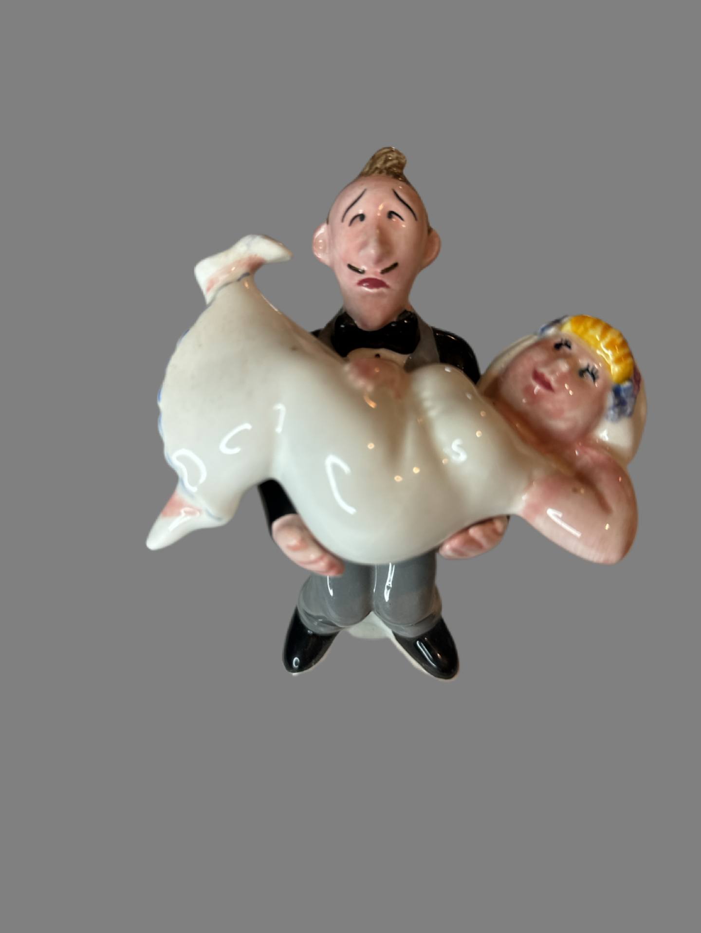 Clay Art Collectible Salt and Pepper Shakers Happily Ever After #7340