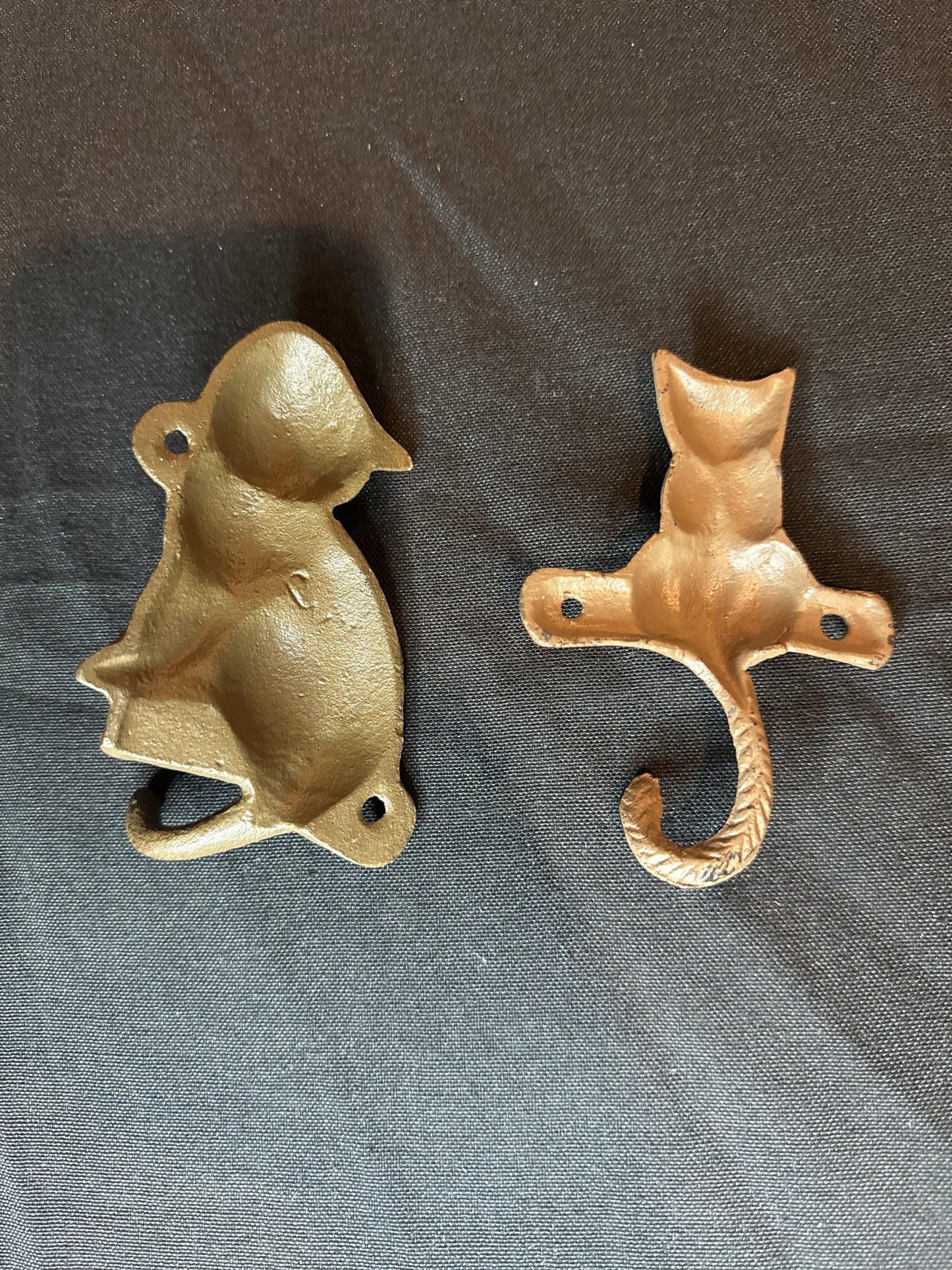 Pair of Cast Iron Cat Hooks for Wall Hanging for Keys Towels Hats 4.25" Tall