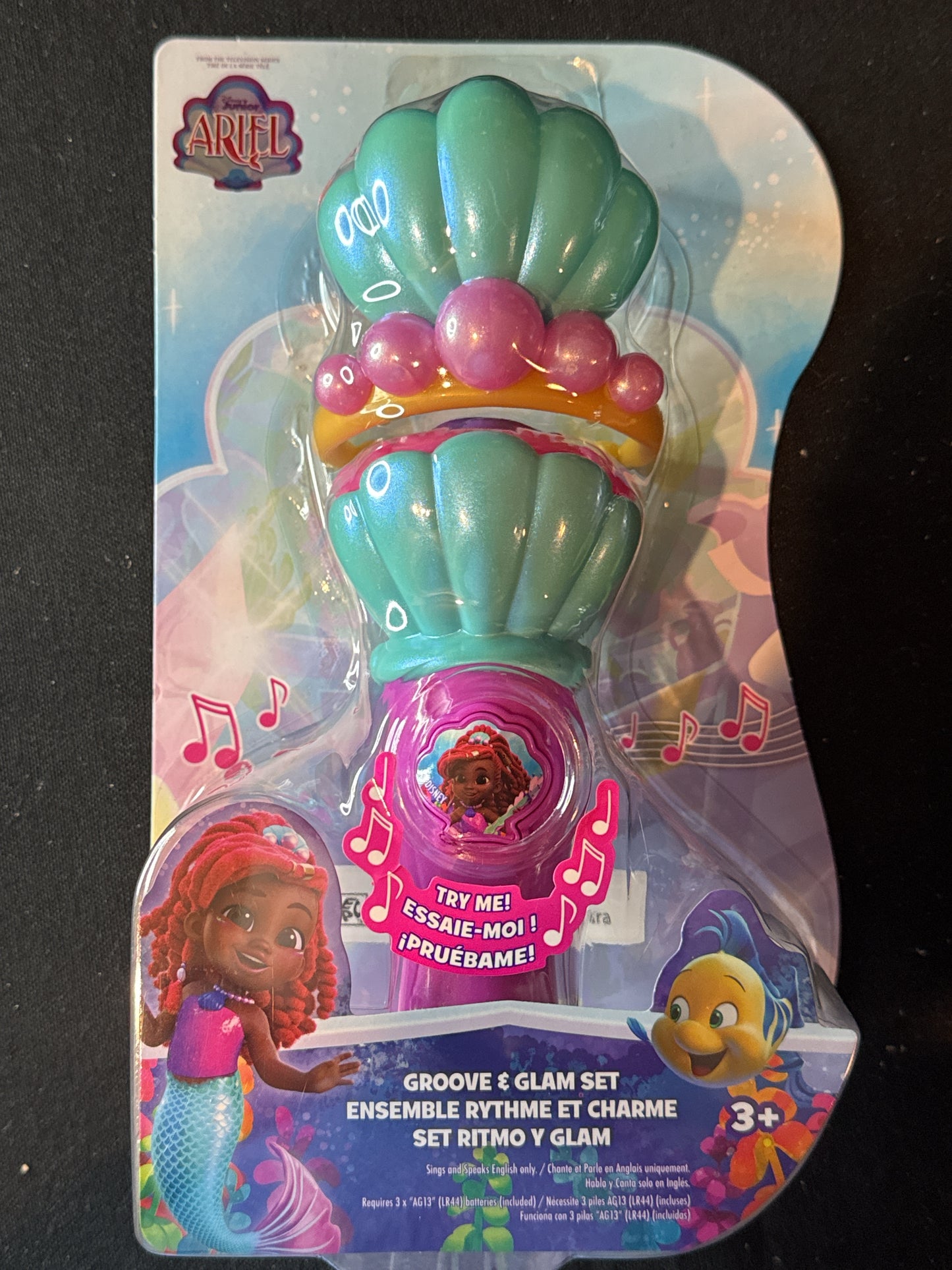 Disney Junior Ariel Groove & Glam Set Comes with Microphone That Plays Music & Hair Piece
