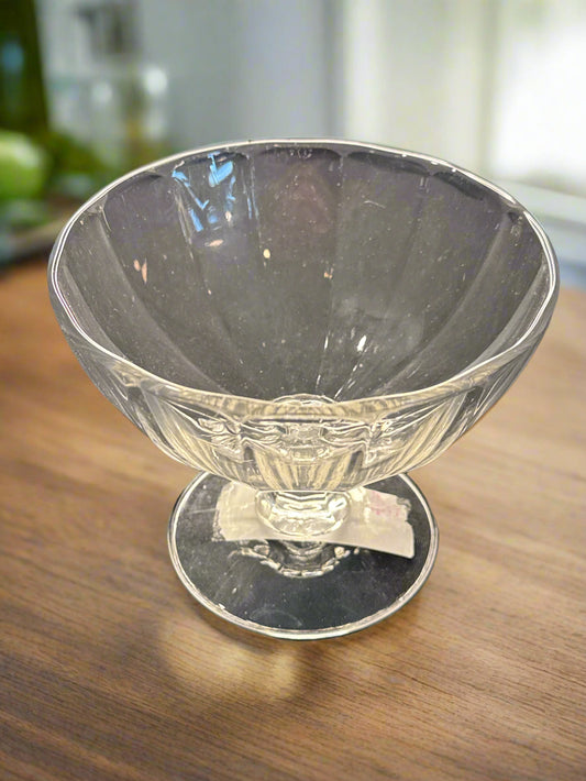 Vintage Stemmed Ice Cream Dish Glassware 5 3/8" Wide x 4.5" Tall