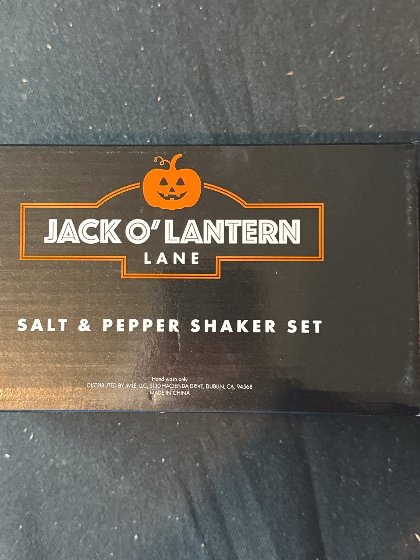 Jack O'Lantern Lane Funny Bat Salt & Pepper Shakers New in Box