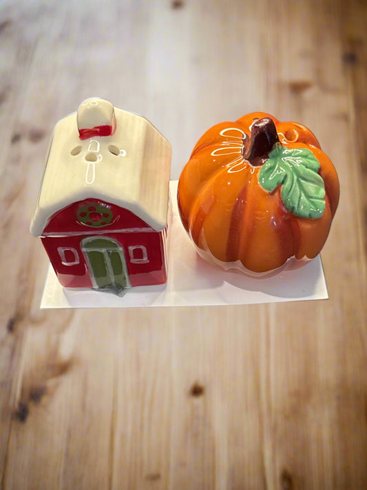 Pumpkin & Barn Salt & Pepper Shakers 2" Tall