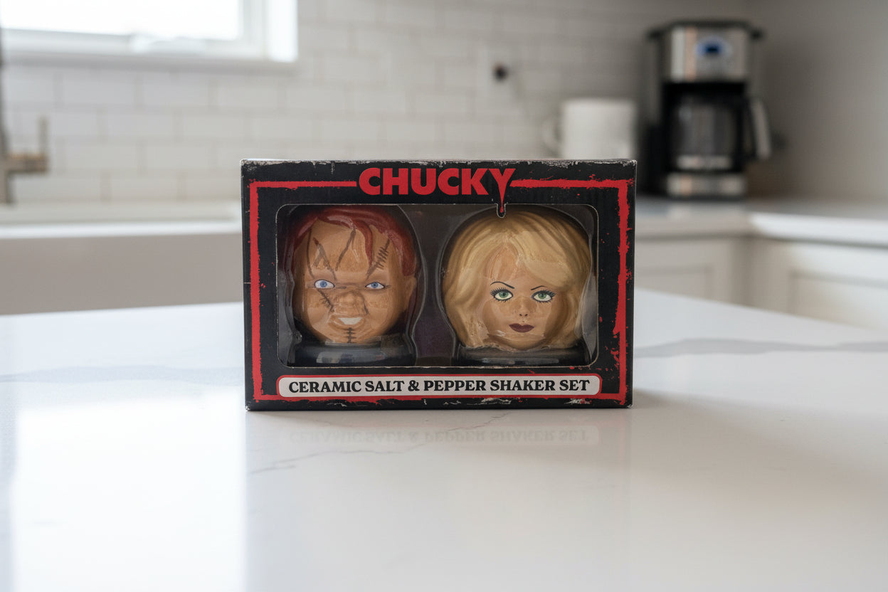 Silver Buffalo Chucky & Bride of Chucky Ceramic Salt & Pepper Shaker Set New in Box