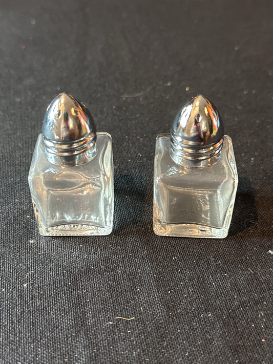 MIni Salt & Pepper Shakers - Clear Glass w/ Metal Tops Travel RV Picnic New