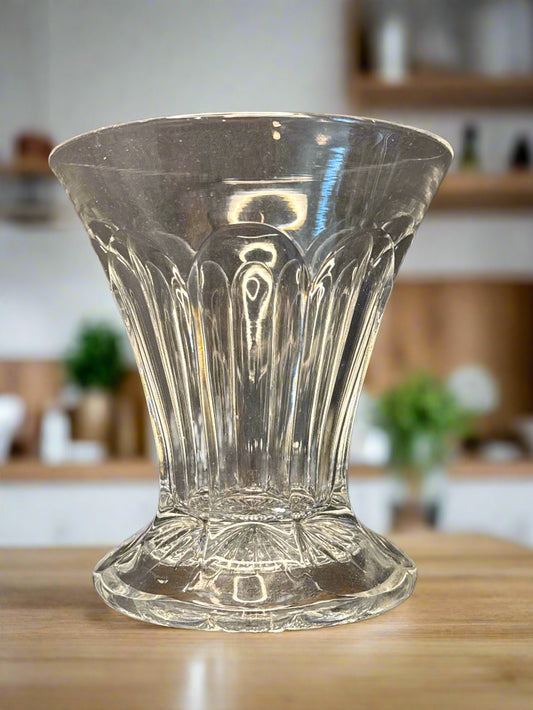 Heisey Medium Flat Panel Stem #353 Violet Vase 4 3/8" Wide x 5" Tall
