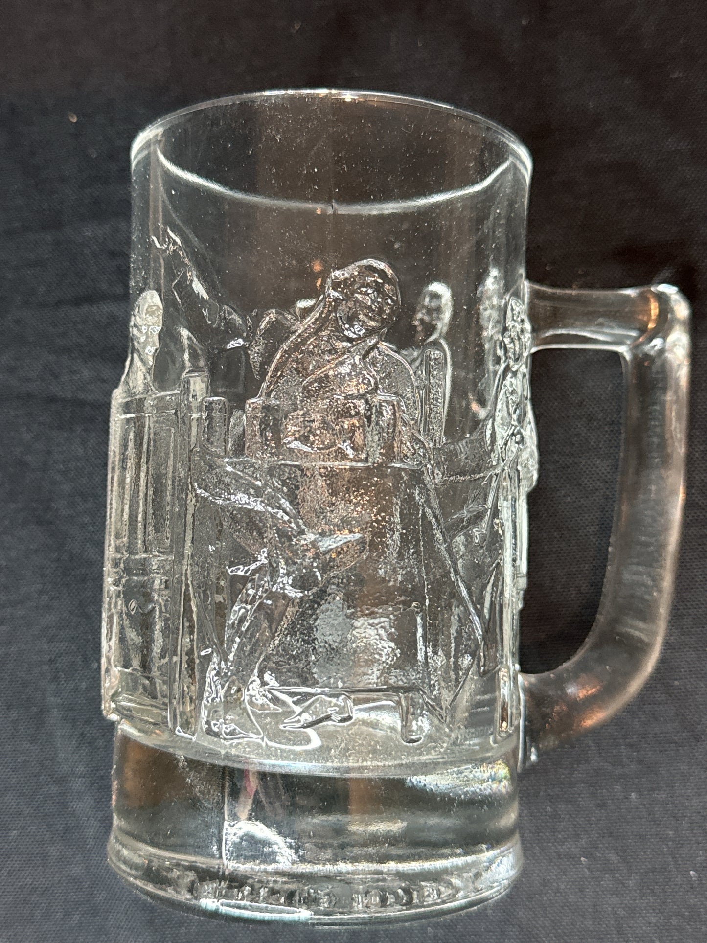 Fostoria Bicentennial 5.75" Mug with Raised Image of Bartender and Patrons 1776-1976