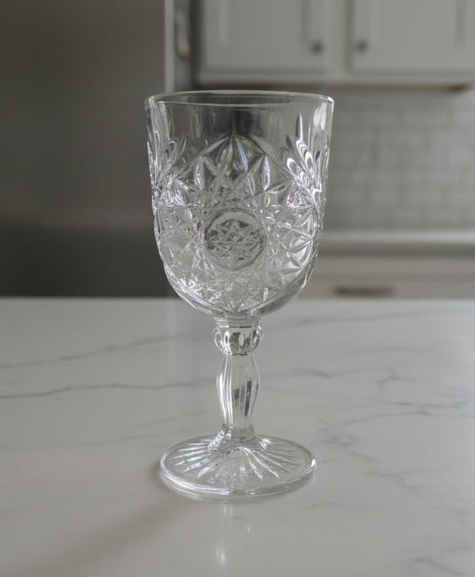 Libby Hobstar Water Goblet 7.25" Tall 3.5" Wide Excellent Condition