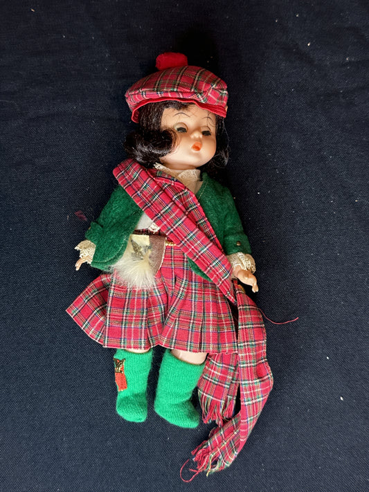 Madame Alexander Scotland 8" Doll #596