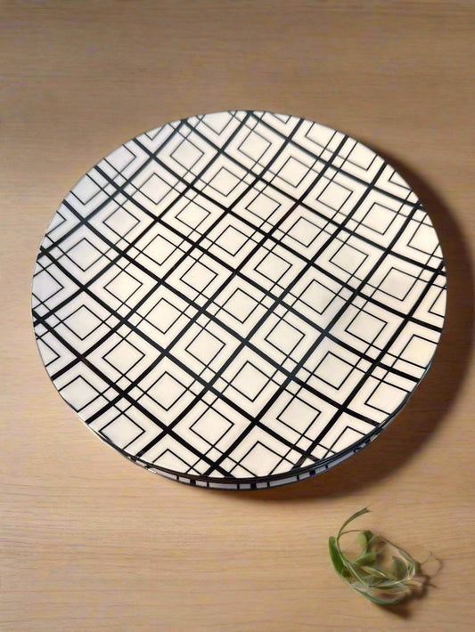 Set of 4 Dover & York Black & White Geometric Salad Plates 7.5" Wide Vintage 2000s
