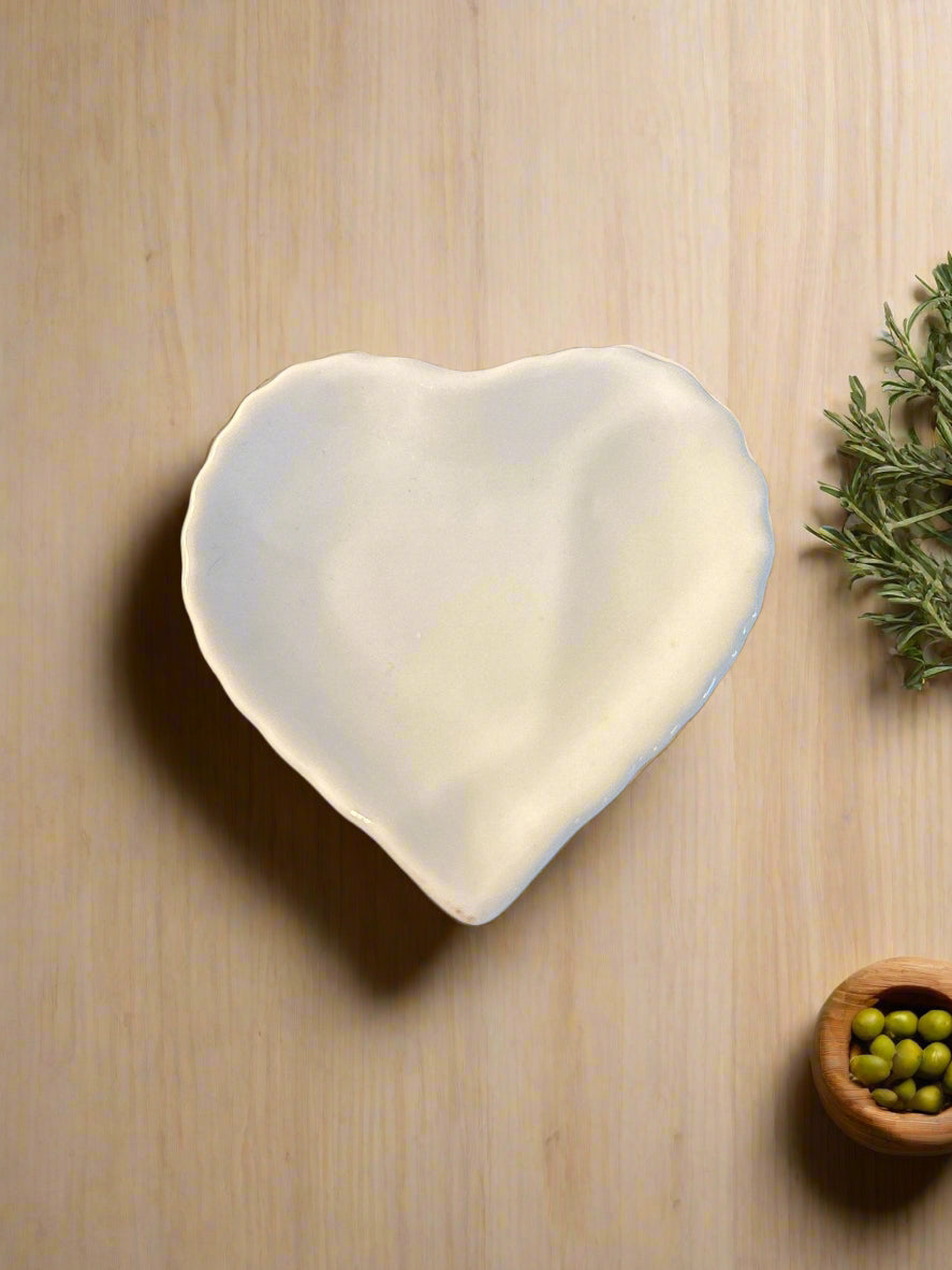 Mobler Ceramic Heart Trinket Dish 3.75" Wide and Tall