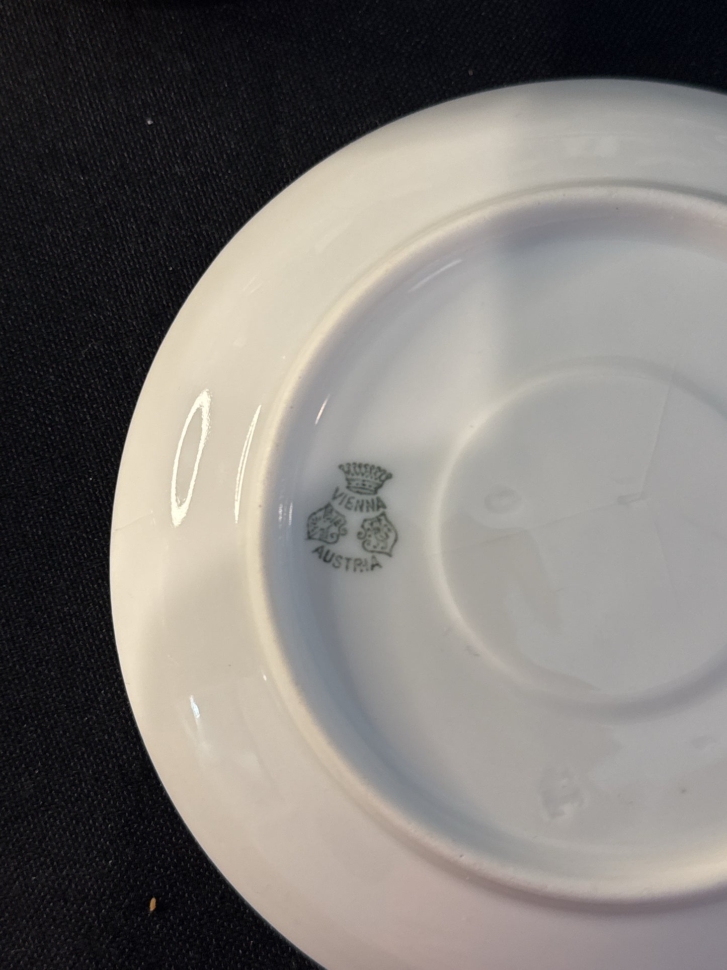 Vienna China Pattern VNN49 Floral Pink Green Leaves 3 Teacups & Saucers & 1 Creamer
