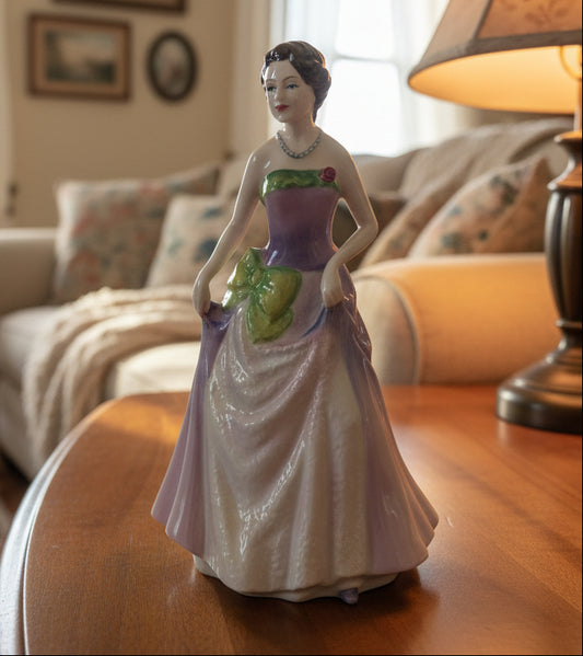Royal Doulton "Jessica" Figure of the Year 1997 (HN 3853) 8" Tall