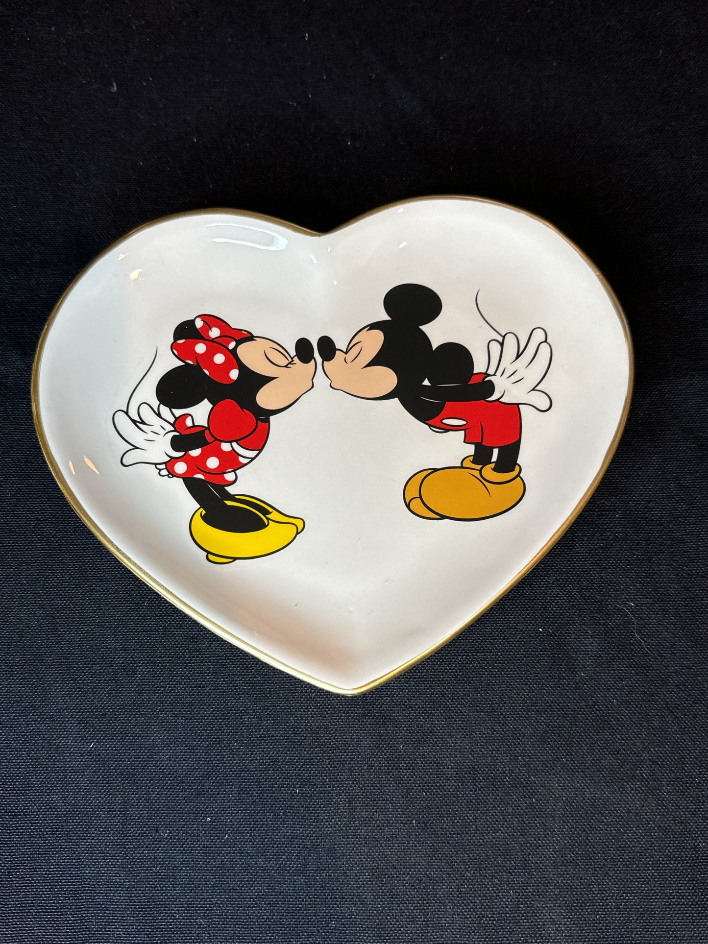 New Disney Mickey Mouse & Minnie Mouse Kiss Trinket Tray Jewelry Dish 6.75" Wide