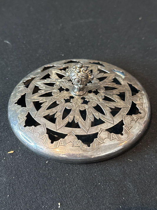 Silverplate Lid Flower Organizer 4.5" Across
