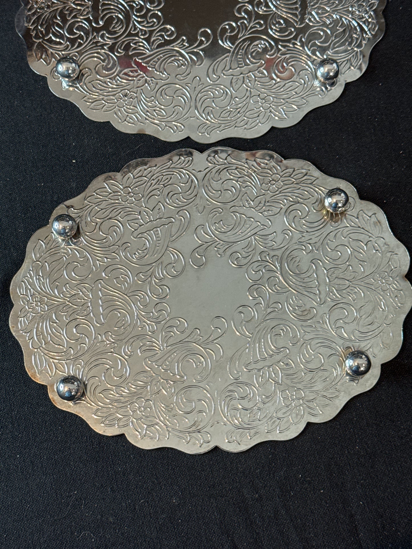 Pair of Metal Trivets Silver Color With Design 8" x 6.25" Footed
