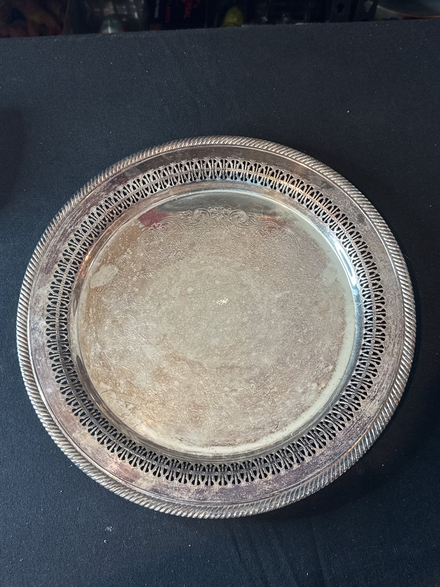 International Silver Wm Rogers 170 Silver plated 12" Round Sandwich Tray