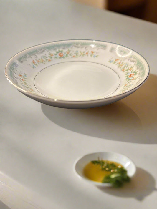 Roseville by Japan Fruit/Dessert Sauce Bowl 5 5/8" Wide Vintage