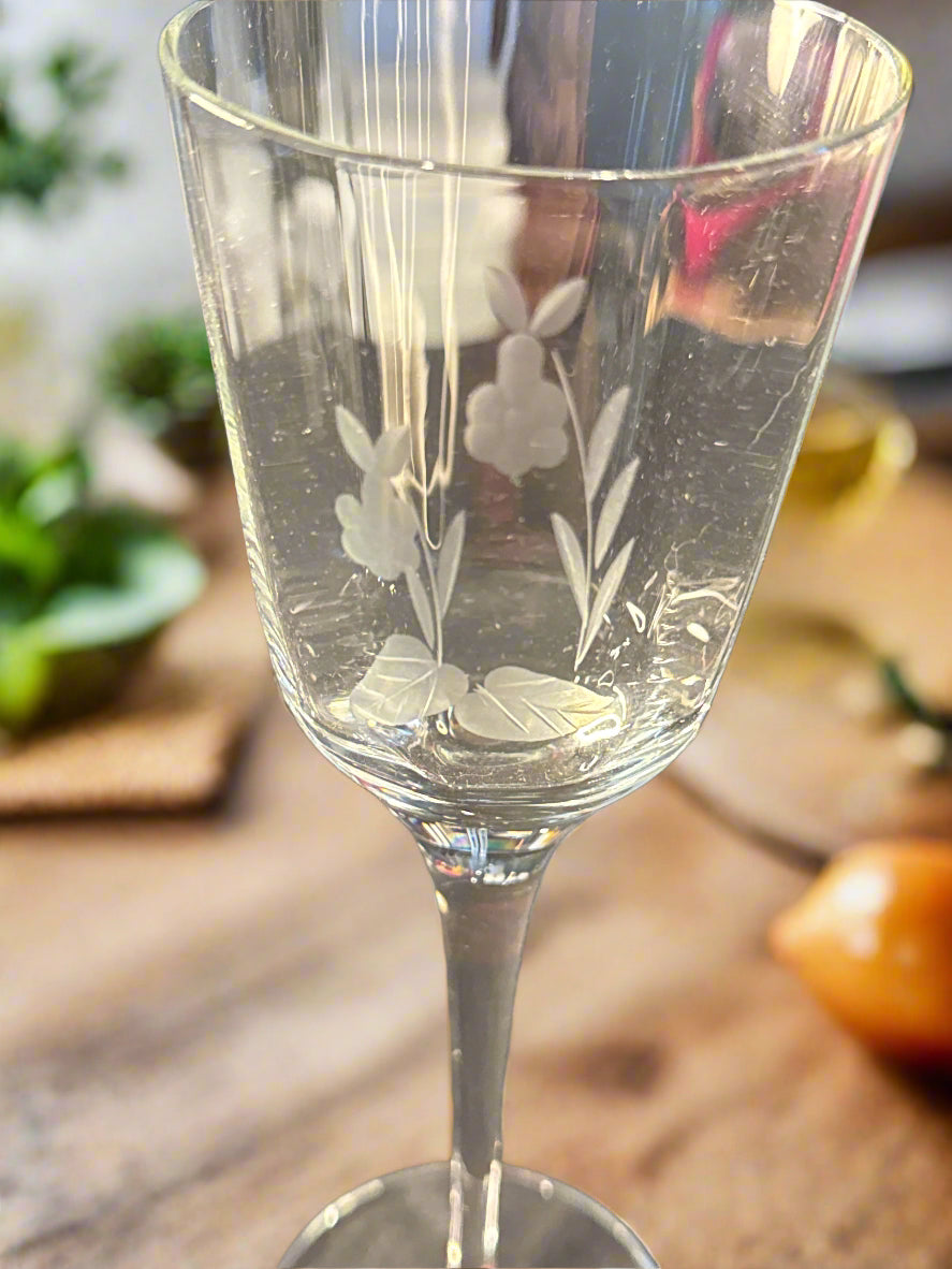 Wine Glass with Embossed Grapes and Leaves 8" Tall x 2.75" Wide