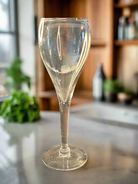 Judel Vintner S II Wine Glass Tulip 8.5" Tall 2.5" Wide