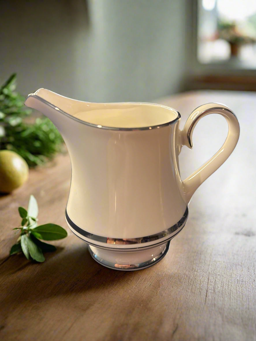 Carico Reflection Pattern Creamer 4.25" Tall Vintage Platinum Band