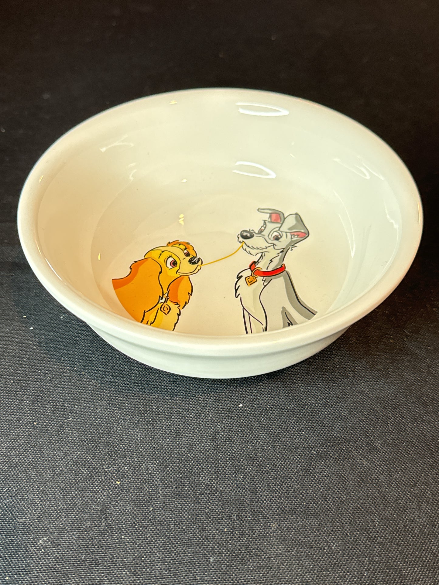 Disney Lady and the Tramp Ceramic Cat Dog Small Pet Bowl 6 1/8" Wide 2 1/8" Tall