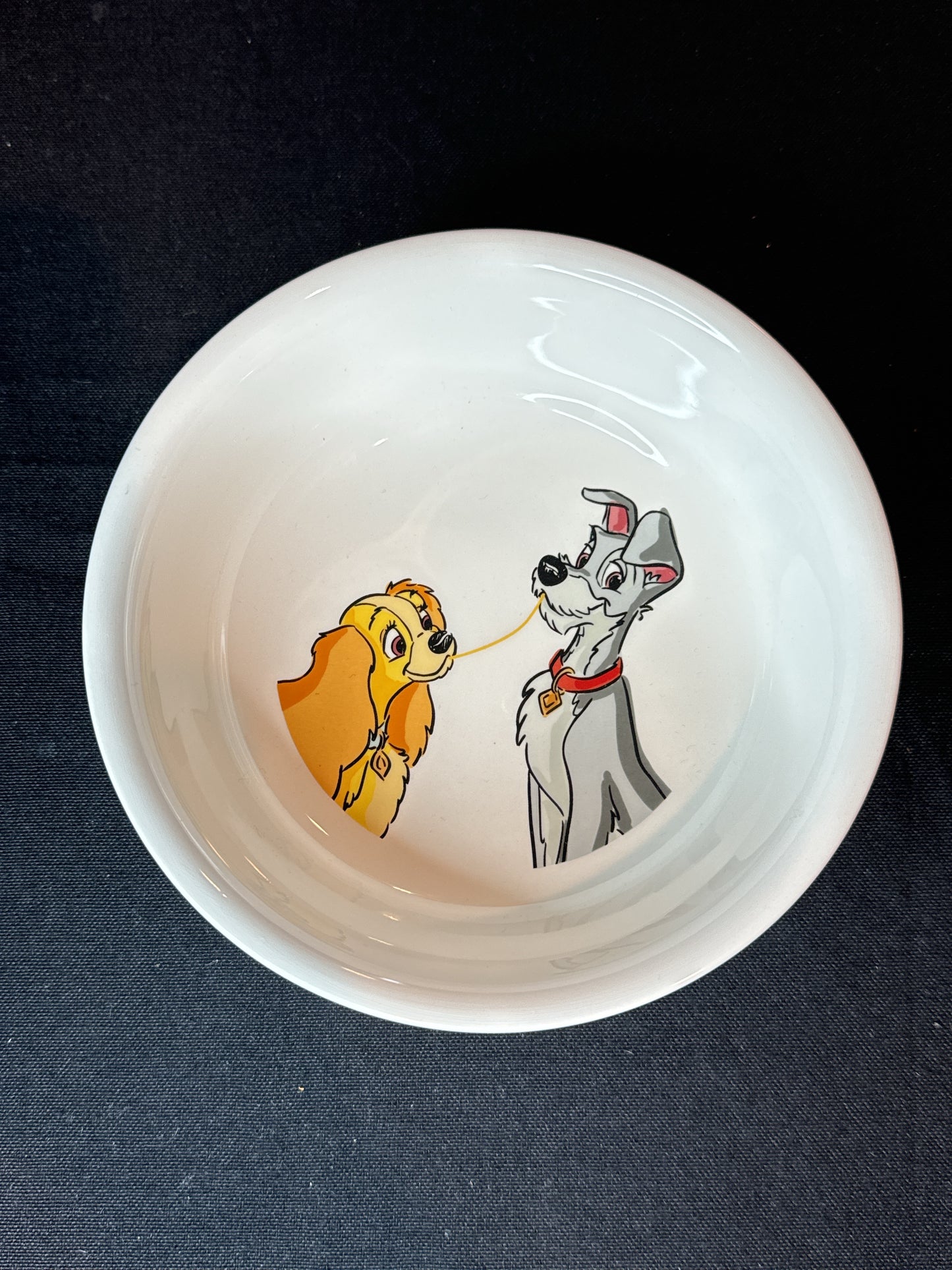 Disney Lady and the Tramp Ceramic Cat Dog Small Pet Bowl 6 1/8" Wide 2 1/8" Tall